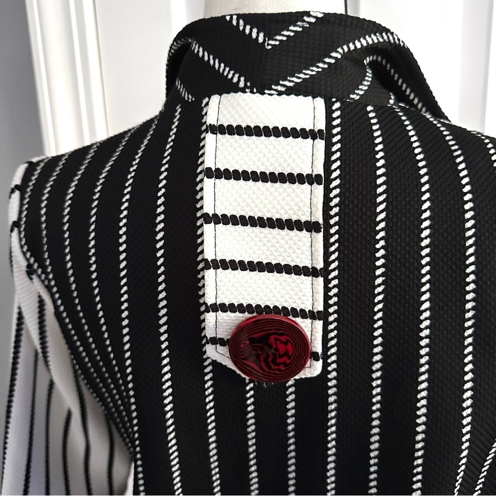 IC By CONNIE K Women's Black White Jacket, Blazer, Size S, 3/4 Sleeves - Picture 4 of 10